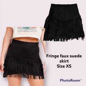 Fringe skirt!